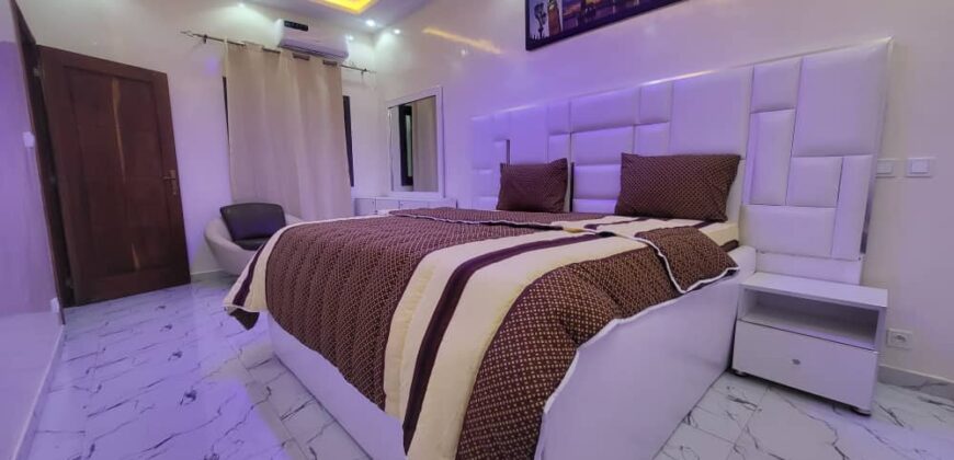 APPARTEMENT MEUBLE F2 A NGOR